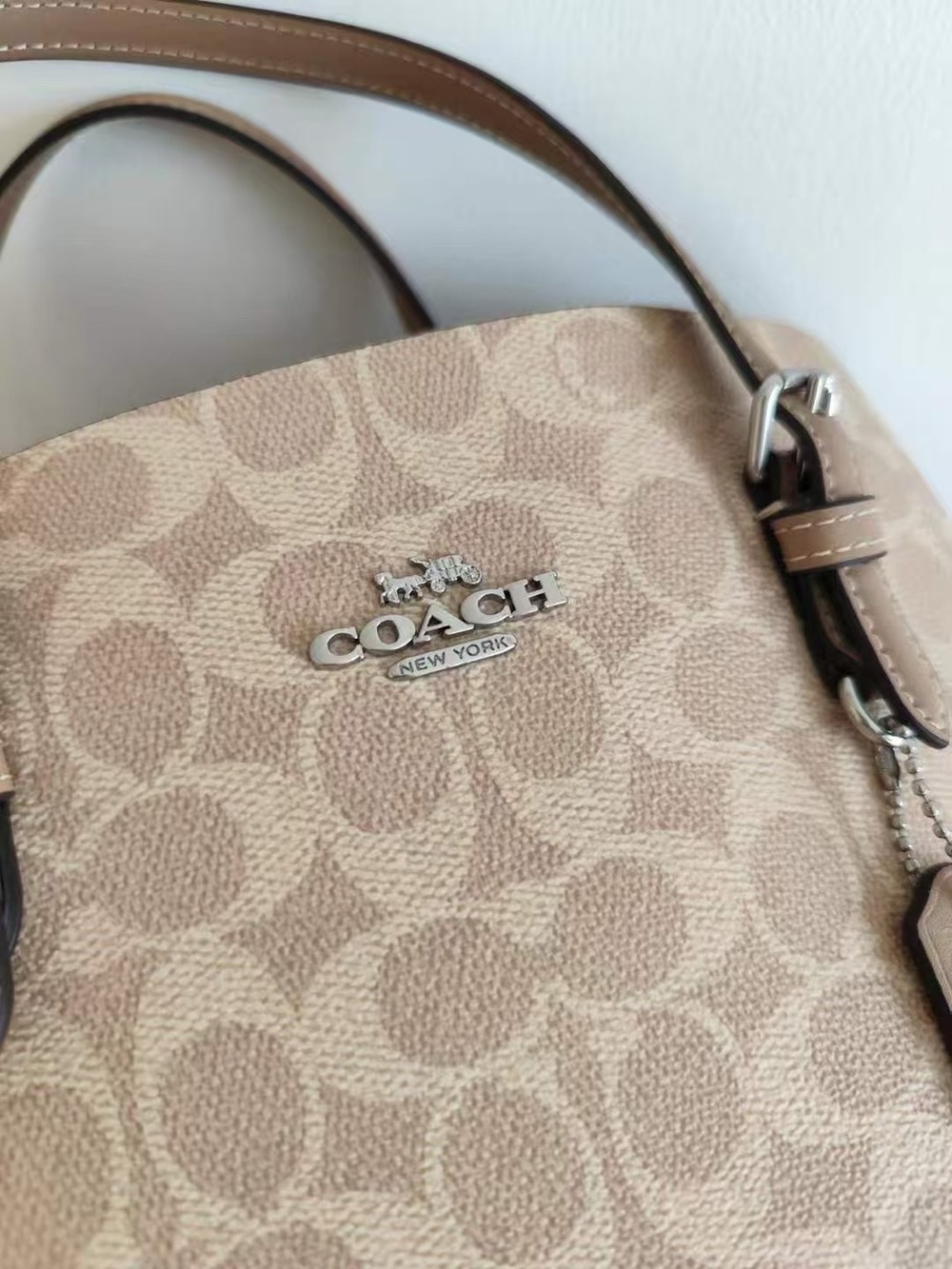 Coach Signature Canvas Satchel in Beige with Tan Trim - Picture 5 of 9
